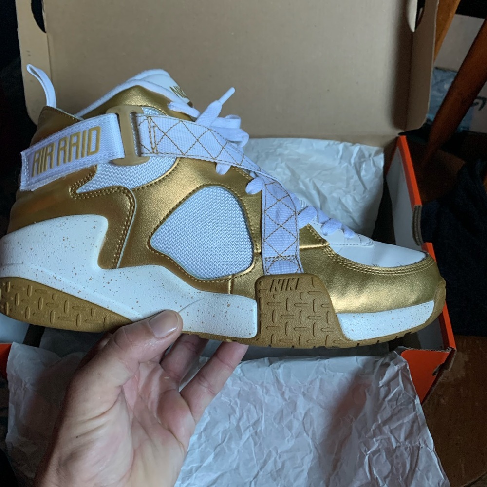 Nike air raid gold “rare“